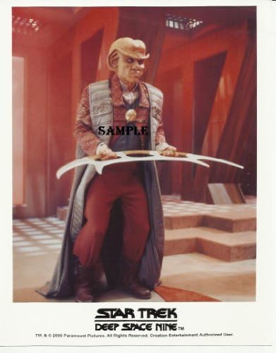 Star Trek DS9 Deep Space Nine Armin Shimerman Quark s Bat'leth 8x10 fotografija