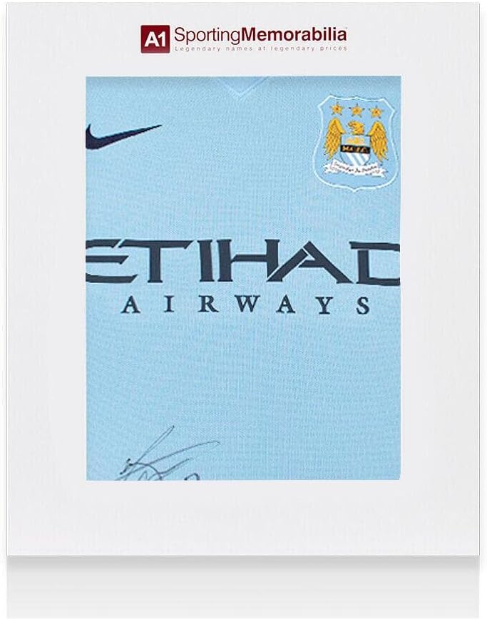 Yaya Toure potpisala majicu Manchester City - 2014-15 - Poklon kutija Autogram - Autografirani nogometni dresovi