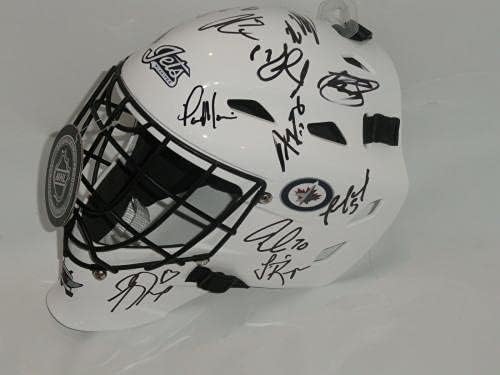 Tim Vinnipeg Jets 2019. godine potpisao je golmansku masku Patricka Lainea Uilera Schaifelea-NHL kacige i maske s autogramima